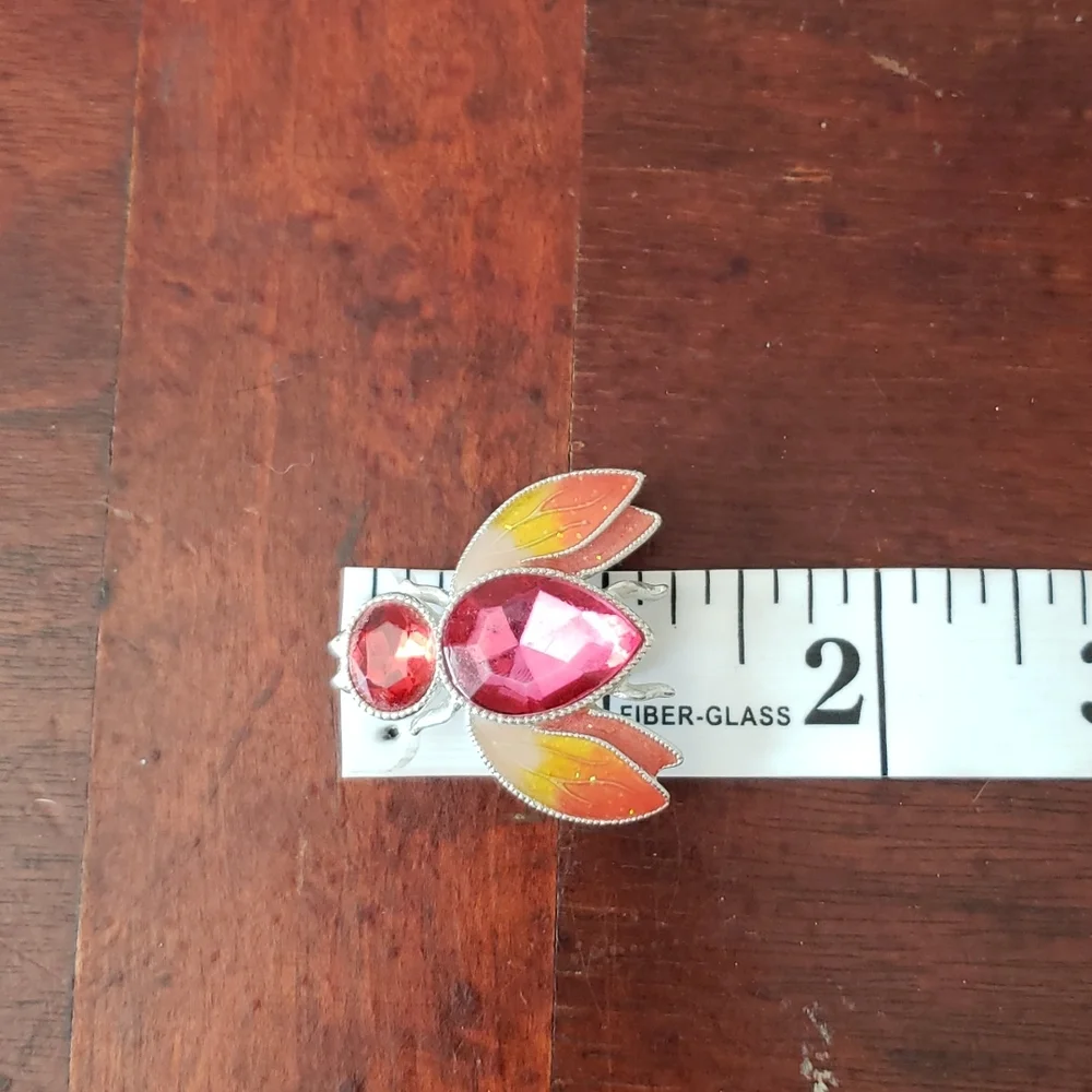 Avon Buzz Bee Brooch Pin